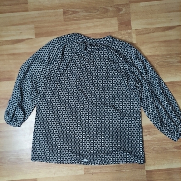 H&M black white printed blouse 3/4 sleeve size small - Picture 5 of 5